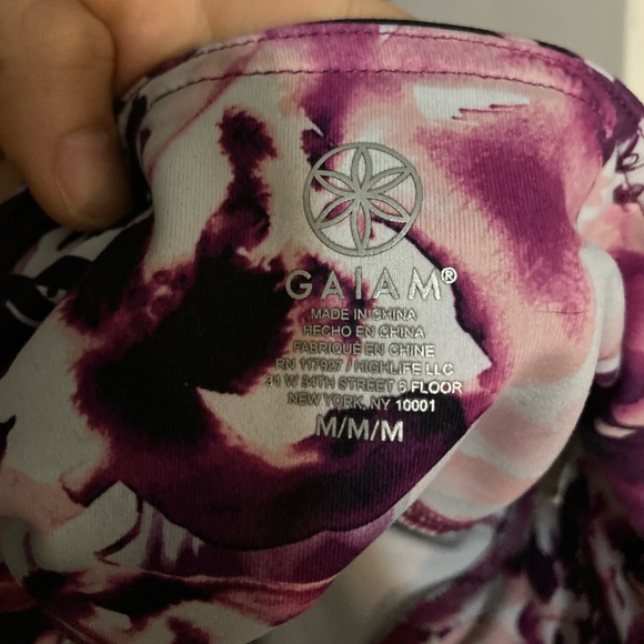 Gaiam 7/8 length athletic high waisted leggings, size medium - Picture 2 of 2